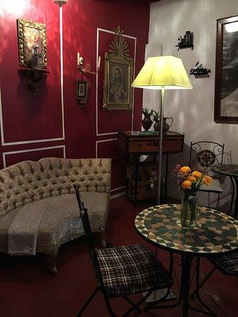Antique Cafe
